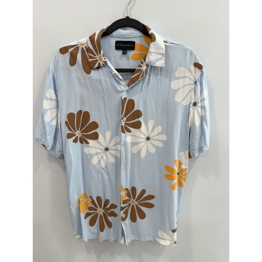 No Boundaries Floral Resort Shirt Mens Medium Blue Daisy Rayon Button Front